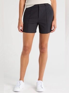 Rhone Flex Knit Pro Golf Shorts NWT Black High Rise Performance Shorts Size 4